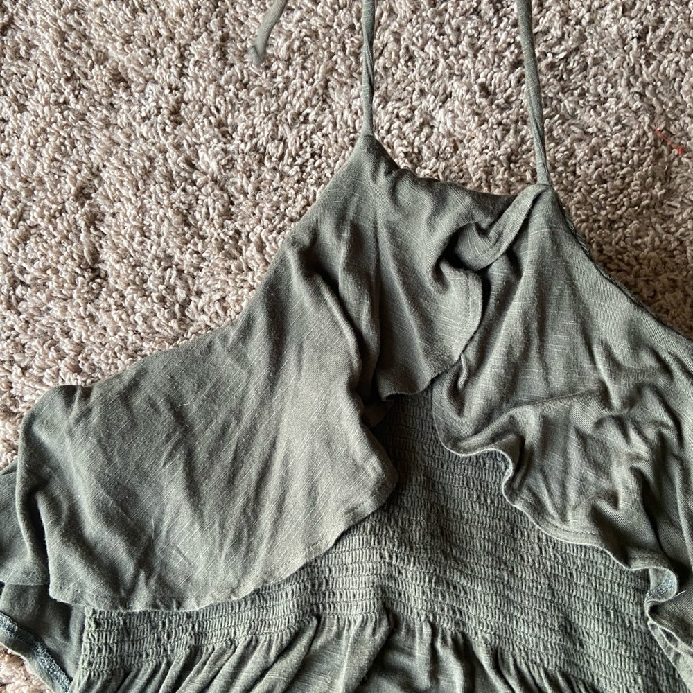 Halter top - Picture 3 of 3